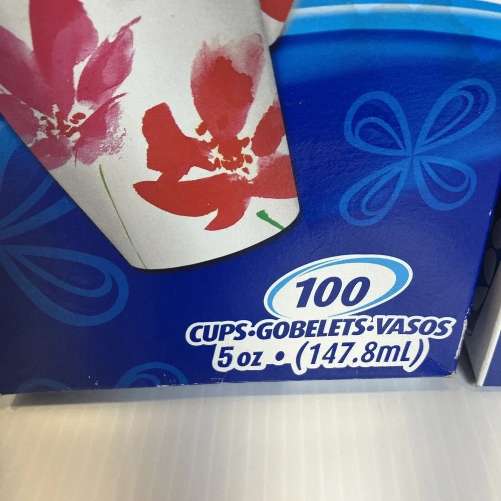 Dixie Cups 5oz Bath Cups 2009 2018 Flower Throwback Pack Open (77 Cups Remain)‎